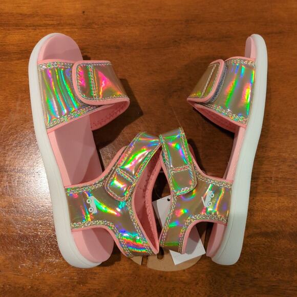 See Kai run girls iridescent Logan Velcro SandalLittle Kids Size 10&12 available - Picture 7 of 7